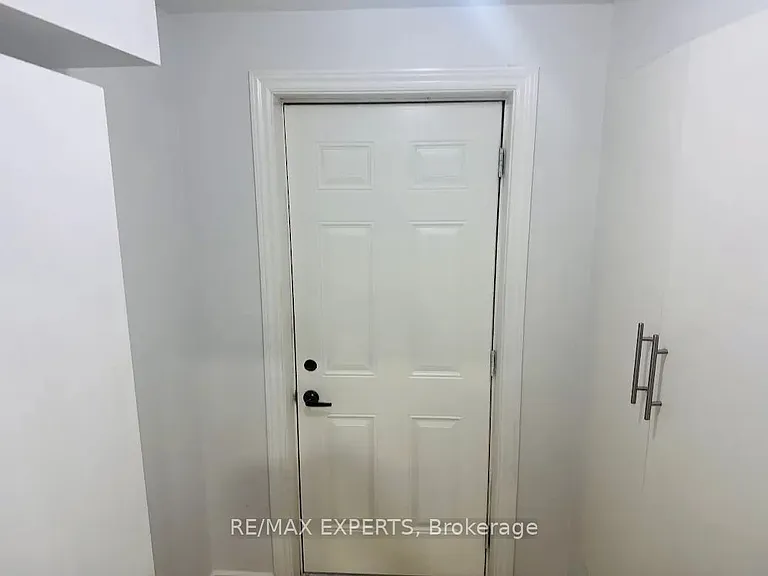 117 Baffin Cres — Photo 24