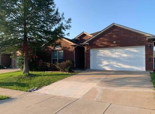 2708 Silver Hill Dr, Fort Worth, TX 76131