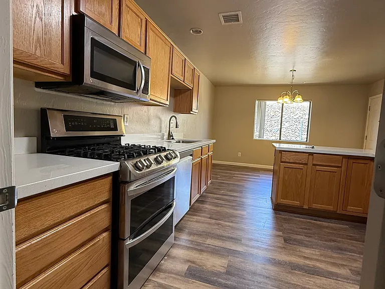 9324 E Whipsaw Ln #B — Photo 10