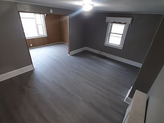 3rd image of 120 S Market St #2