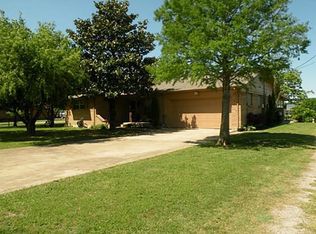 210 Stinson Rd, Lucas, TX 75002