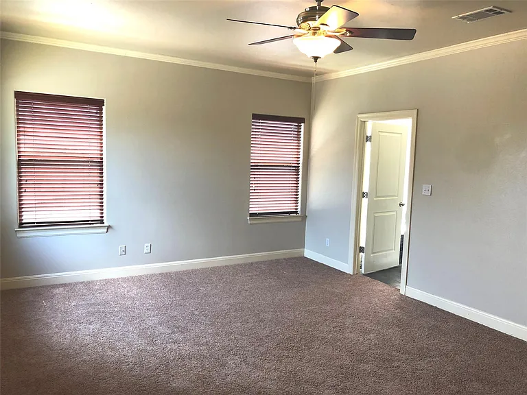 5315 Duval St #A — Photo 10