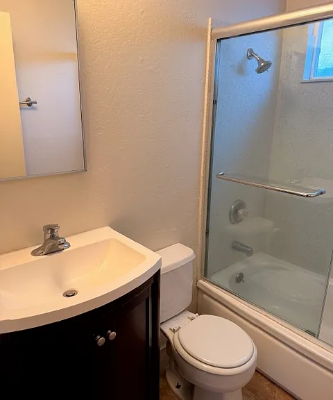653 Maple Ave #653 — Photo 8