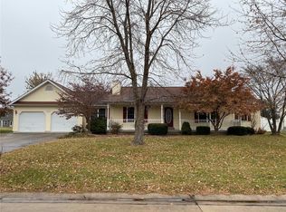 123 Bradford Pl, Jerseyville, IL 62052