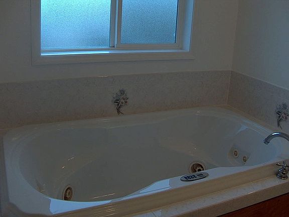 Jacuzzi Tub