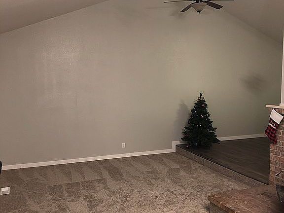 5th image of 7304 Varsity Ln NE