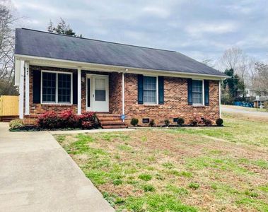 (Undisclosed Address), Eden, NC, 27288