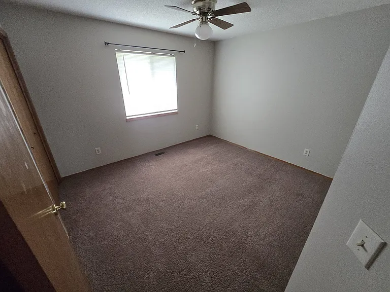 2329 S Fieldcrest St — Photo 10