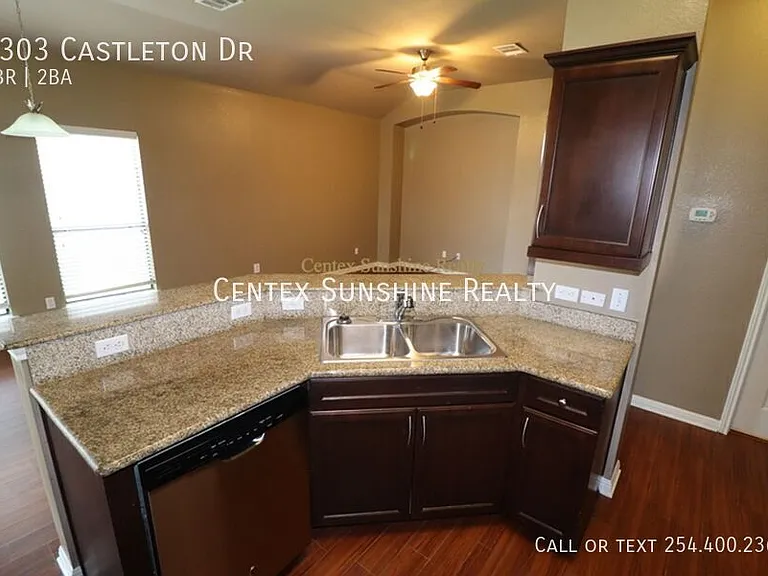 3303 Castleton Dr — Photo 16