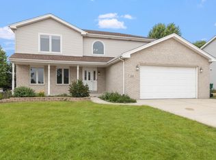 620 Superior Dr, Romeoville, IL 60446