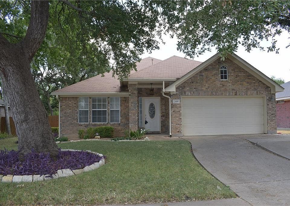 1st image of 2418 Willow Way