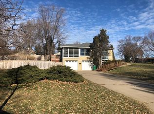 8000 Virginia Cir N, Saint Louis Park, MN 55426