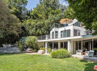 12309 Viewcrest Rd, Studio City, CA 91604