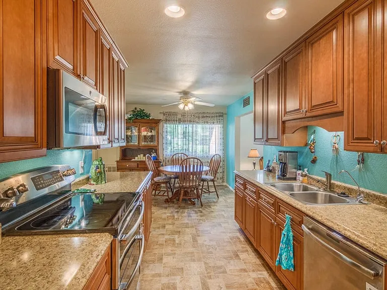 273 Leisure World — Photo 3