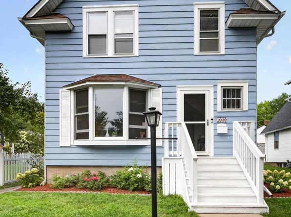 1033 Armstrong Ave, Saint Paul, MN 55102