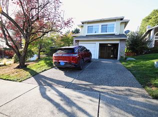 720 S 32nd St, Renton, WA 98055