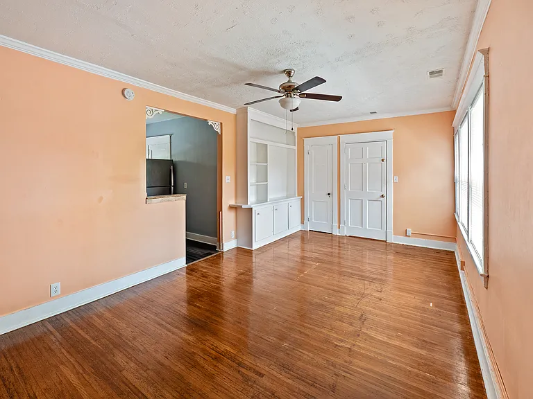 1801 Roanoke Ave #7 — Photo 7