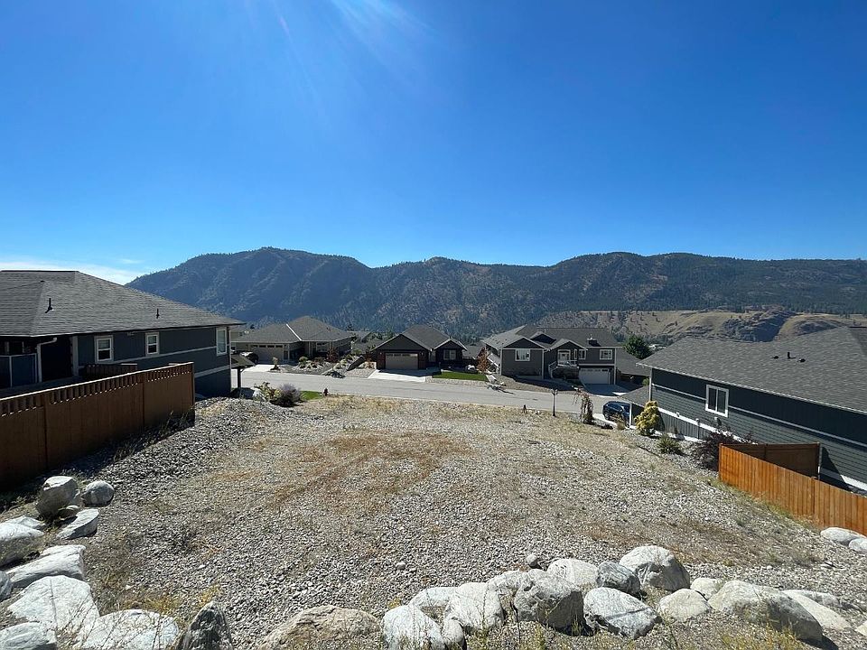 2nd image of 4400 McLean Creek Rd #161
