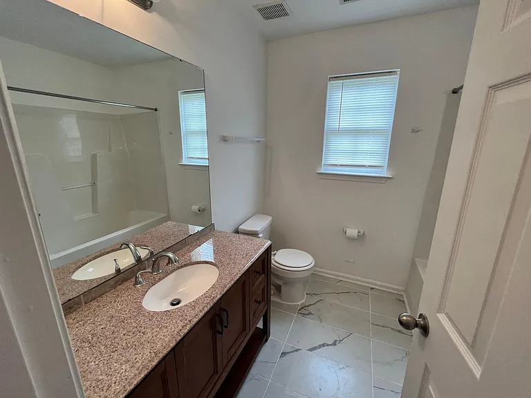 4005 Brookchase Blvd — Photo 14