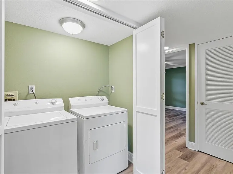 2413 Bayshore Blvd #1004 — Photo 38