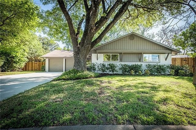 1st image of 1900 Teakwood Dr