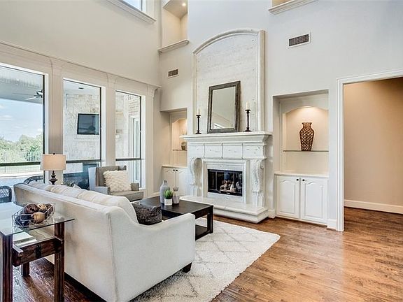 5th image of 2354 W Creek Dr