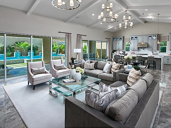 Stirling Manor at Highland Hills