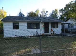 415 Davis Rd, Valley Center, KS 67147