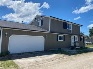 7115 Lazy Ln, Harsens Island, MI