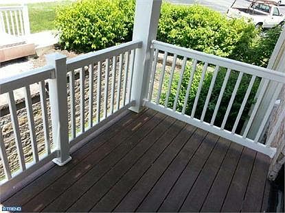 5th image of 7114 Hilltop Dr