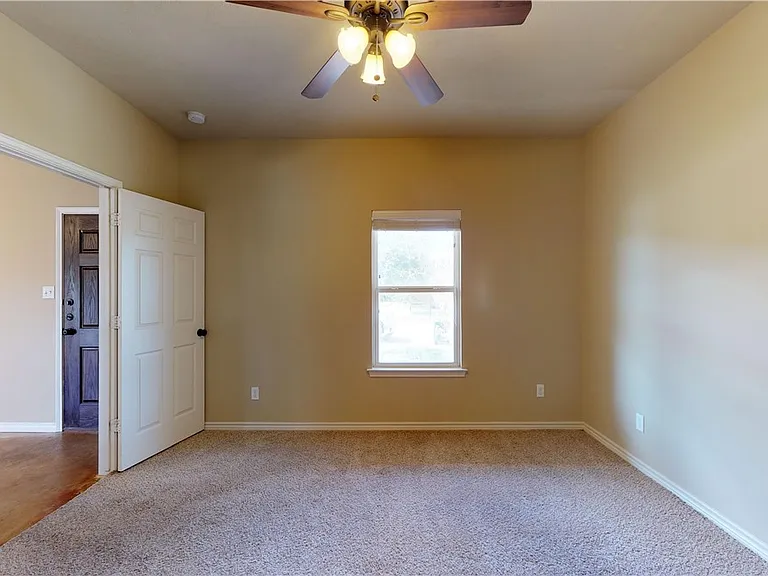 3412 Cullen Trl — Photo 19
