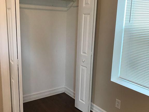 3rd image of 469 Tacoma Ave #2