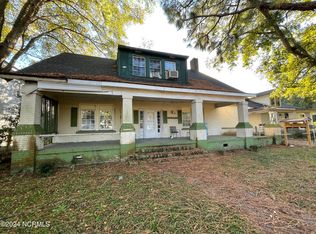 718 E Walnut St, Goldsboro, NC 27530