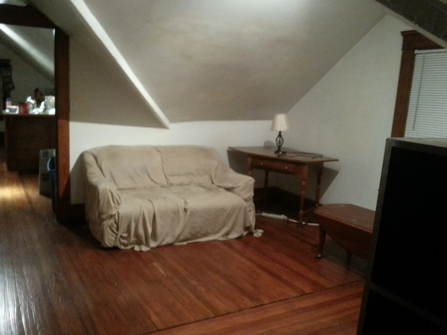 1 bed, 700 sqft, $895 — Photo 1