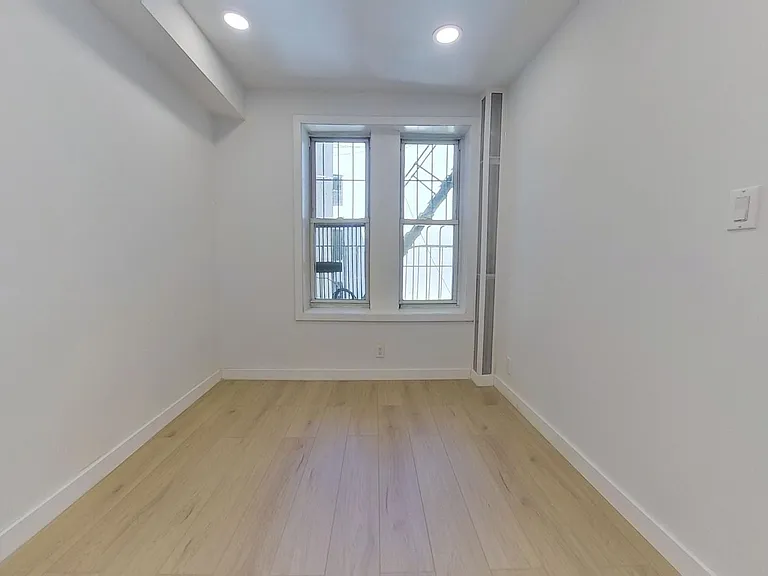 286 Broome St #5 — Photo 7