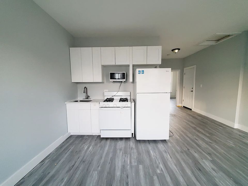 1st image of 170 Fulton Ave #6D