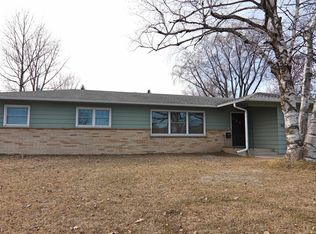 34 S Pontiac Dr, Janesville, WI 53545