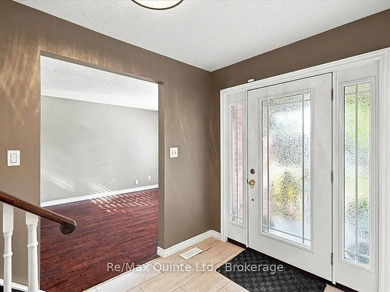 12 Brimley Ct — Photo 3