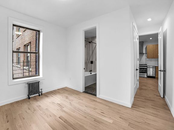 4th image of 740 W End Ave APT 32