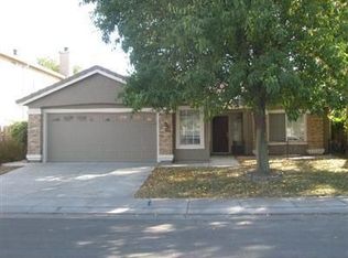 1976 Howard Dr, Woodland, CA 95776