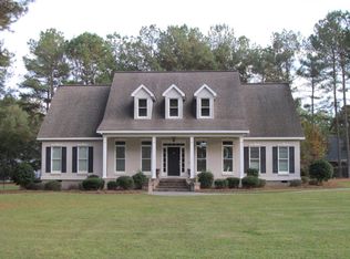 56 Ridgewood Dr, Tifton, GA 31793