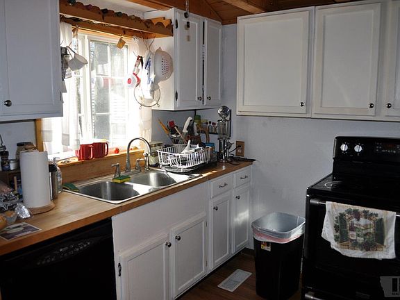 3rd image of 4791 Roseman Dr
