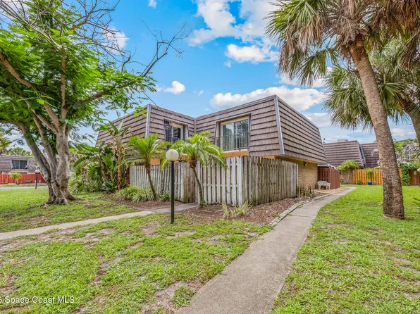 2715 Vista Oaks Cir NE, Palm Bay, FL 32905