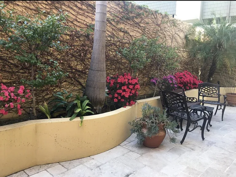 1540 S Bentley Ave #103 — Photo 11