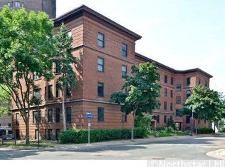 1311 Yale Pl, Minneapolis, MN 55403