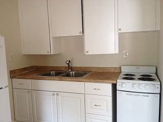 1st image of 160 College Dr NW