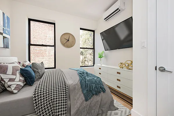 Rented by Compass | media 17