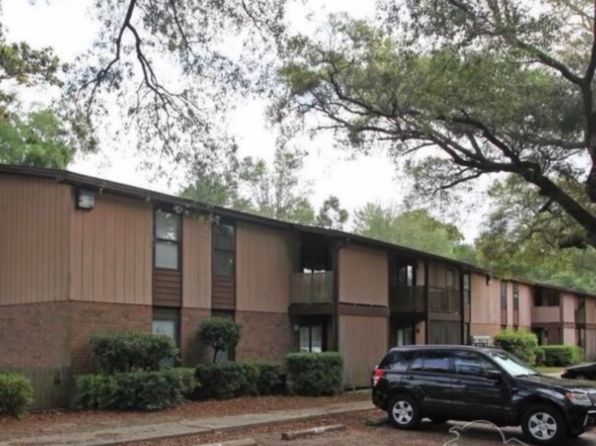 8370 Carl Dean St APT 106