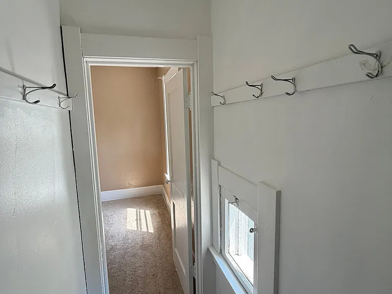 4136 Fairview Dr — Photo 44