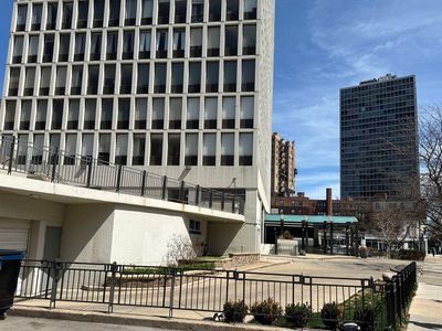 444 W Fullerton Pkwy APT 1303, Chicago, IL, 60614
